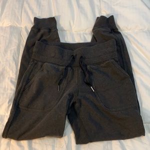 lululemon joggers
